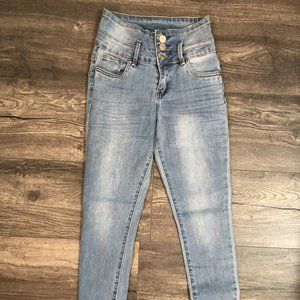 High waisted light wash skinny jean